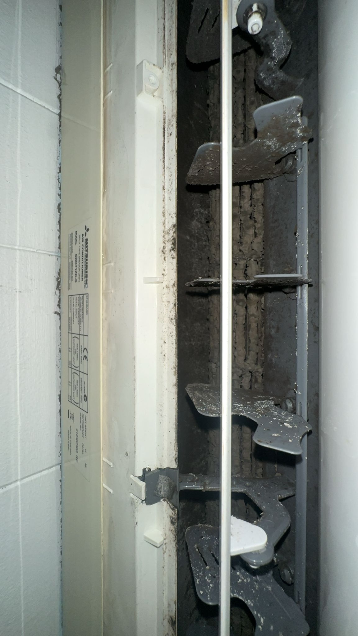 Air conditioning unit after professional deep clean by Toptech Air — spotless and fully sanitised